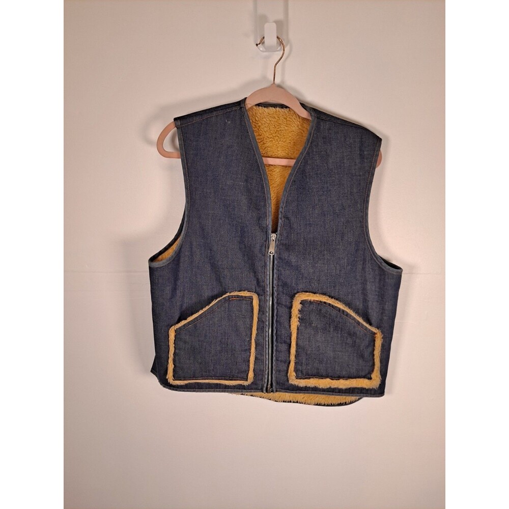 Vintage Sherpa Lined Vest Size L 70s Unbranded  Zip Closure Chest 44"